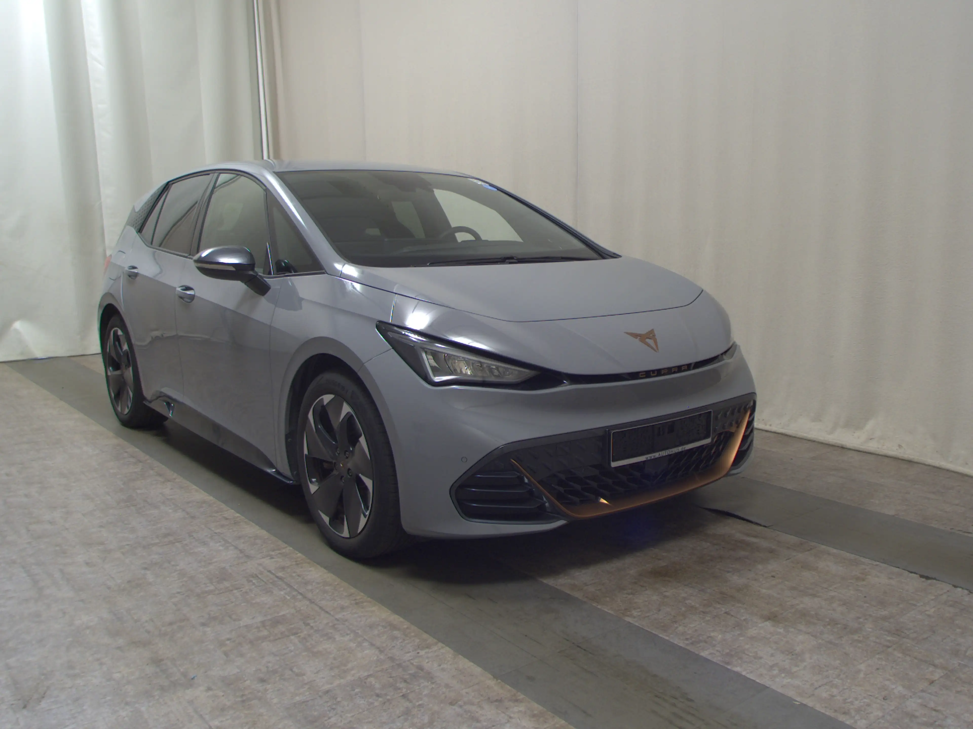 CUPRA Born — photo 3