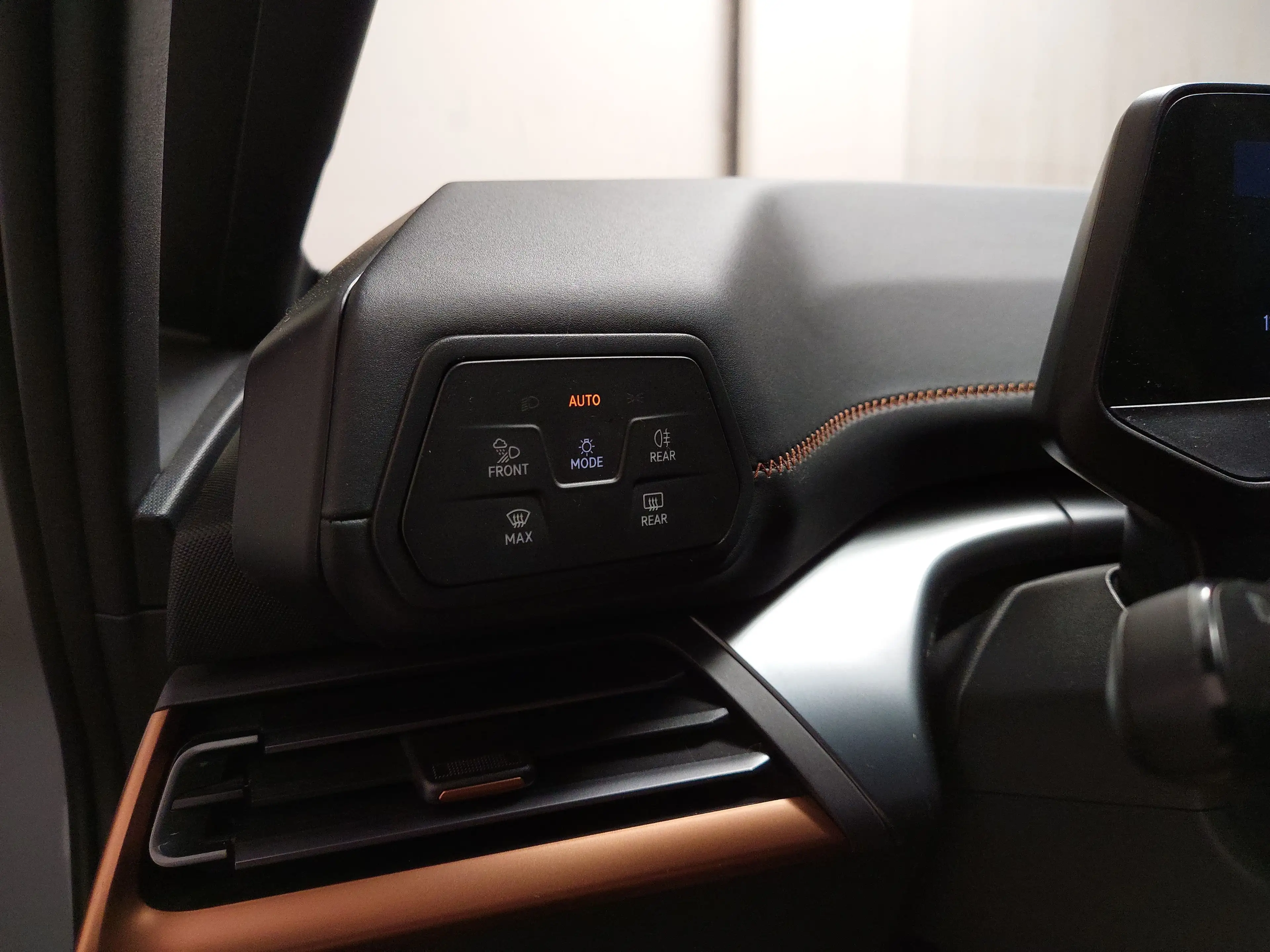 CUPRA Born — photo 7