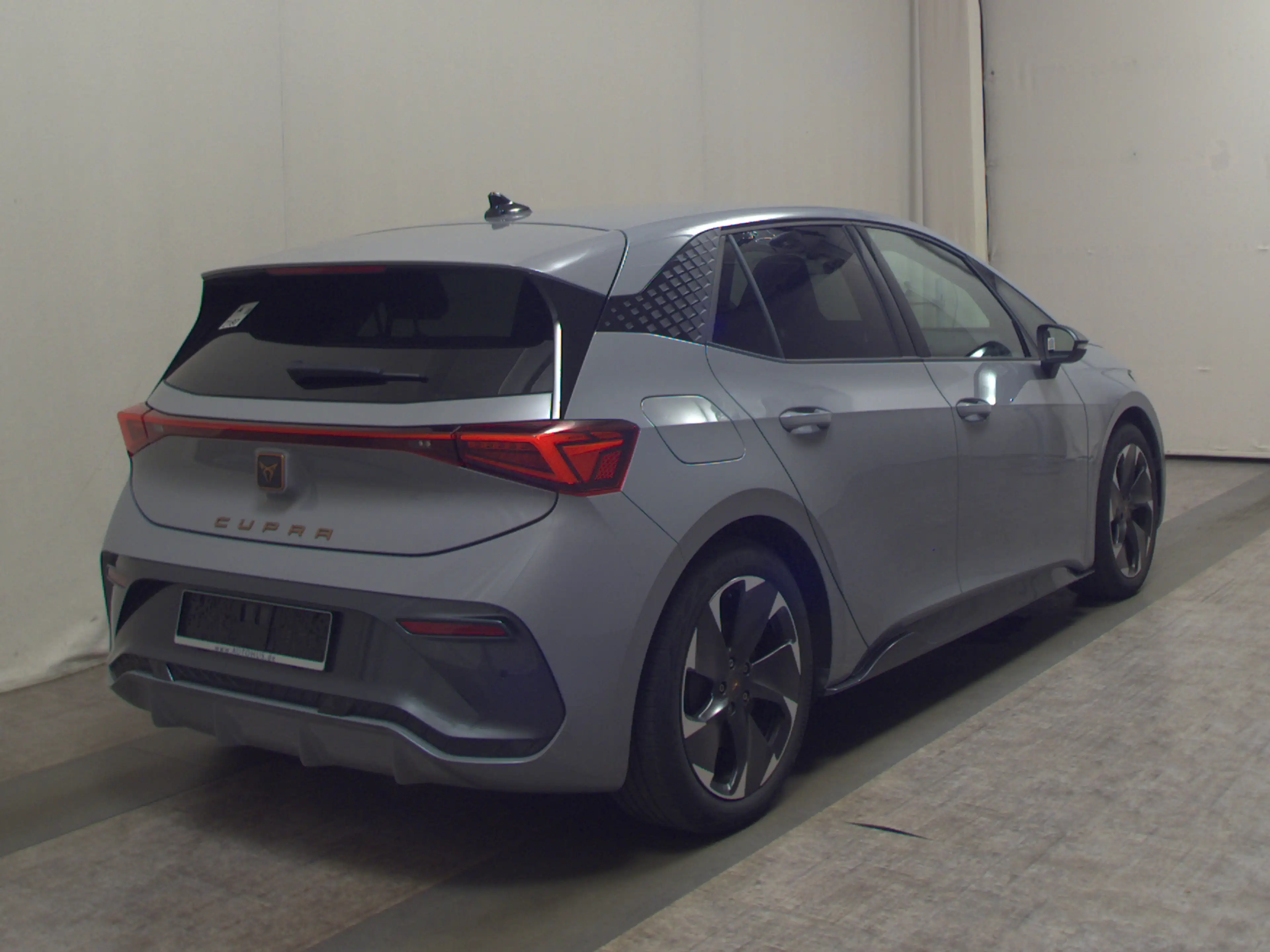 CUPRA Born — photo 4
