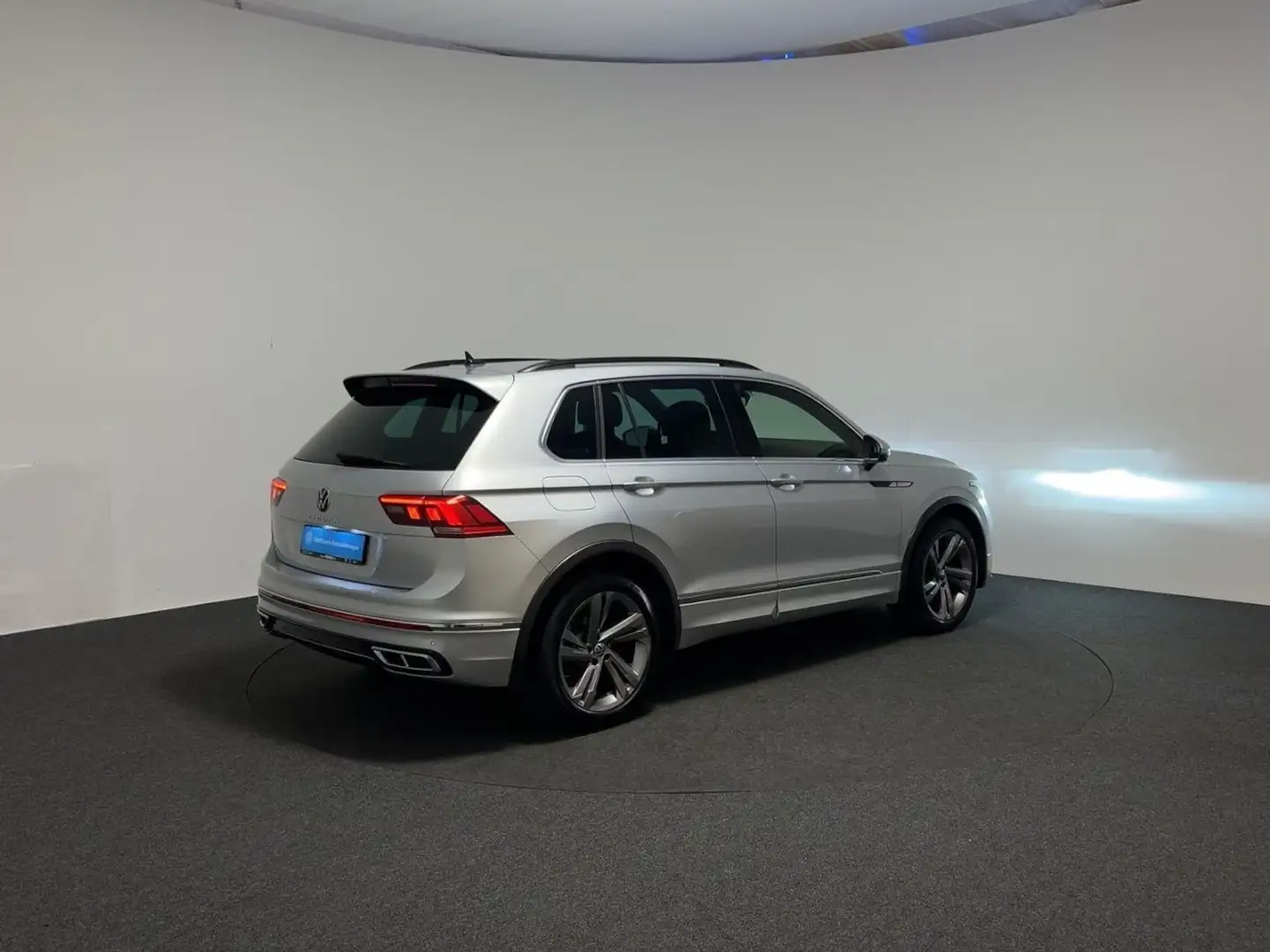 Volkswagen Tiguan 2.0 TDI DSG R-Line Klima Navi Einparkhilfe Argent - 2