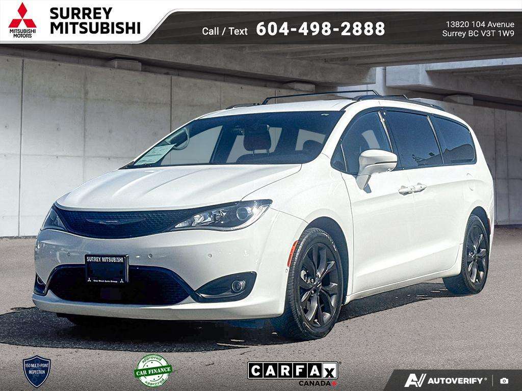 White 2020 Chrysler Pacifica Minivan Front-Wheel Drive 9-Speed Automatic