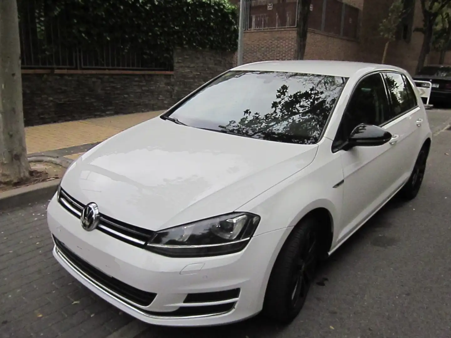 Volkswagen Golf 1.6TDI CR BMT Advance 110 Blanc - 1