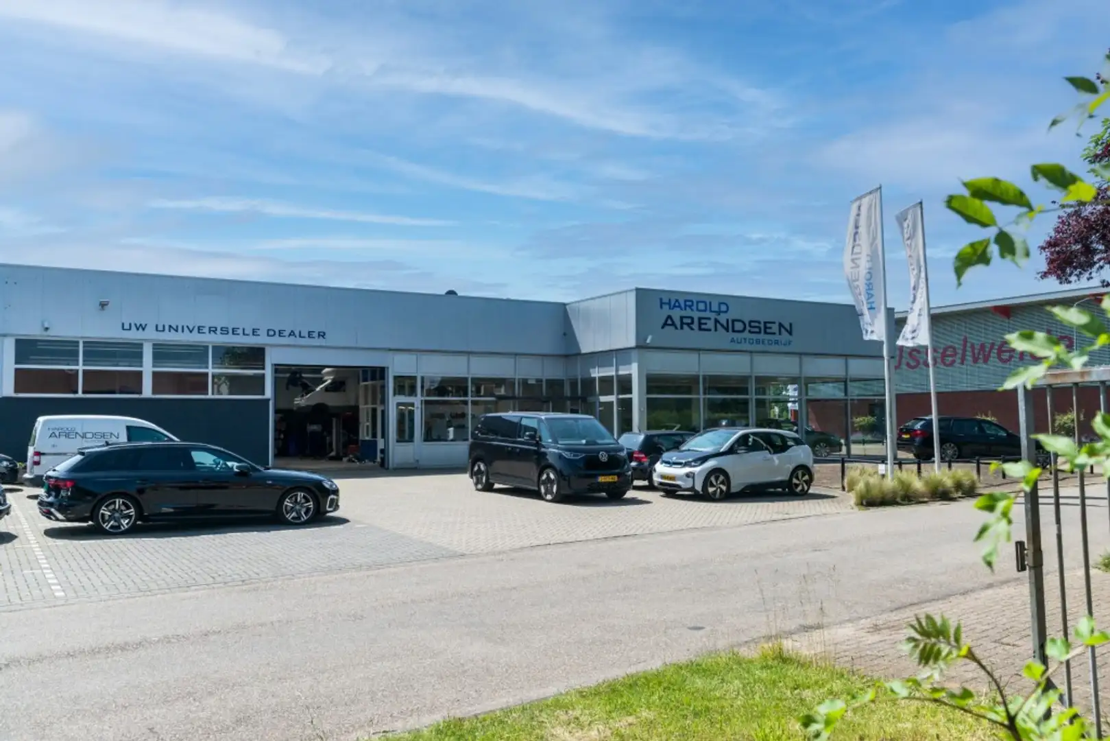 Nissan Qashqai 1.3 DIG-T N-Connecta 140pk Grijs - 2