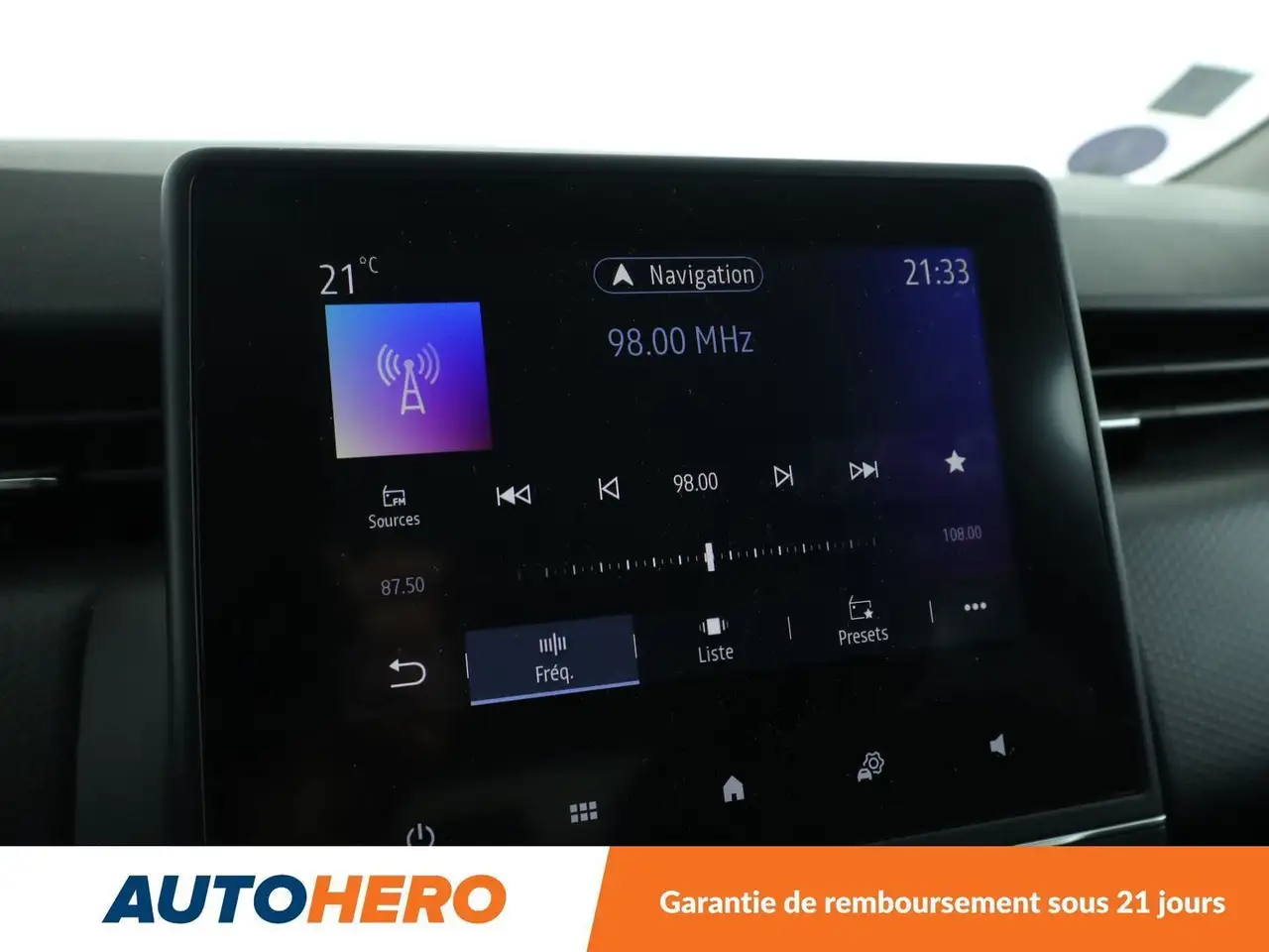 Renault Clio Citadine 5 portes — photo 22