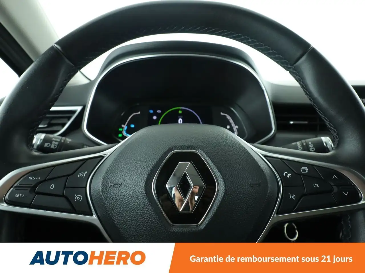 Renault Clio Citadine 5 portes — photo 19