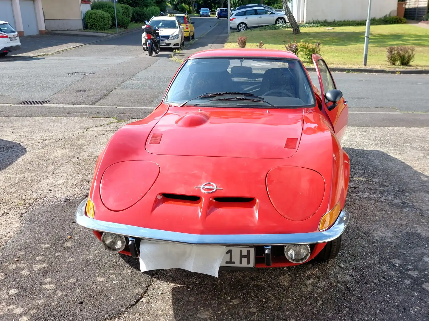 Oldtimer Opel GT J Kırmızı - 1