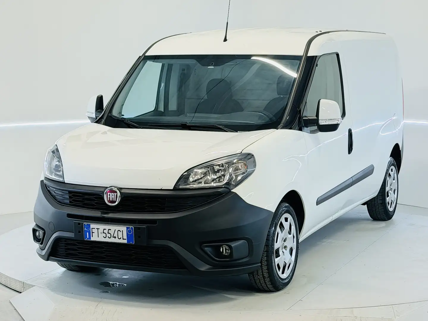 Fiat Doblo 1.6 mjt passo lungo maxi - 1