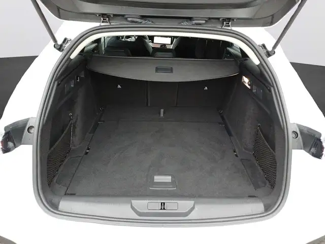 Peugeot 308 SW view 7