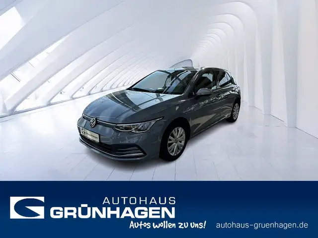 Volkswagen Golf Golf VIII 1.5 TSI Active (EURO 6d) Navi/Klima/LED