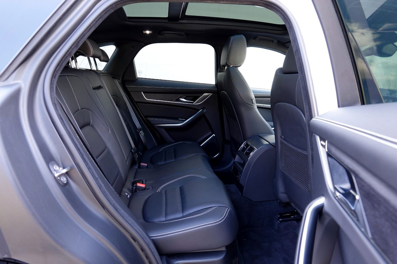 Jaguar F-Pace F-PACE AWD *R-DYNAMIC* WERKSGARANTIE 03.28 — photo 12