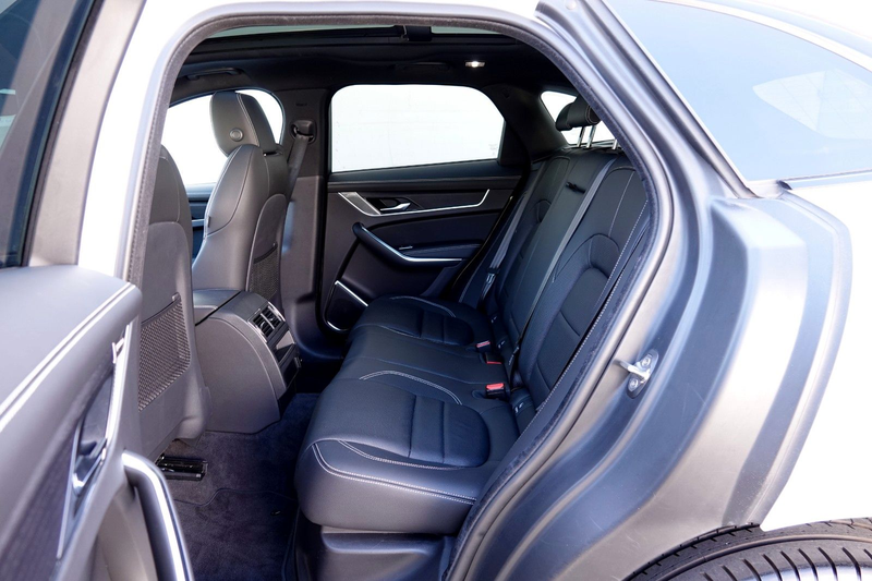 Jaguar F-Pace F-PACE AWD *R-DYNAMIC* WERKSGARANTIE 03.28 — photo 11