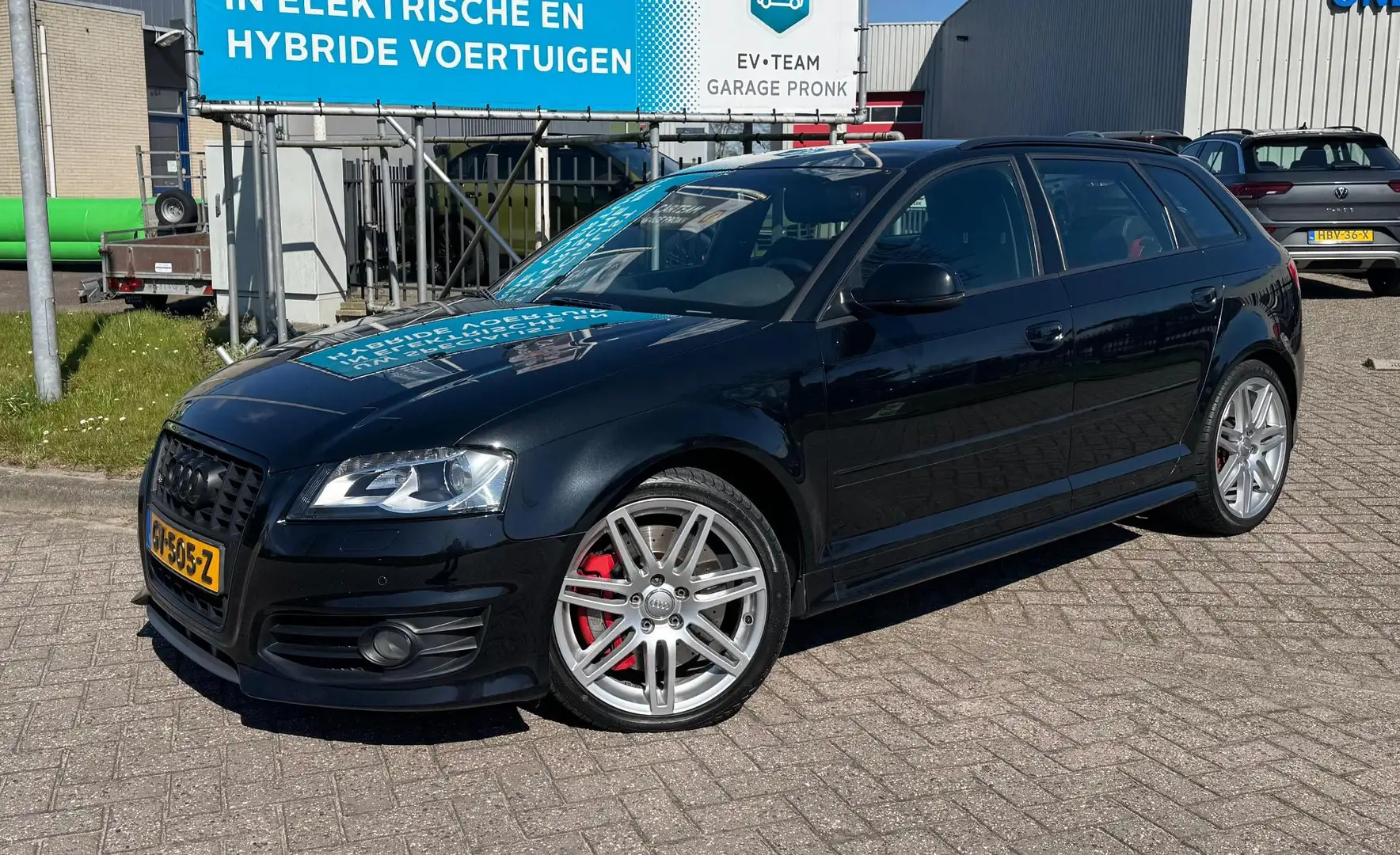 Audi A3 Sportback 2.0 TFSI S3 quattro Pro Line NAVI/PANO/X Schwarz - 2