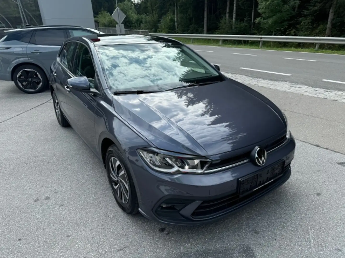 Volkswagen Polo 1,0 TSI Friends Glasdach, Digitales Cockpit Grijs - 2