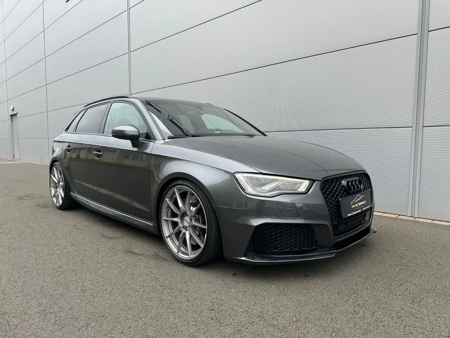 Audi RS3 Sportback 2.5 TFSI Quattro S-Tronic RS-Sitze Grau - 2