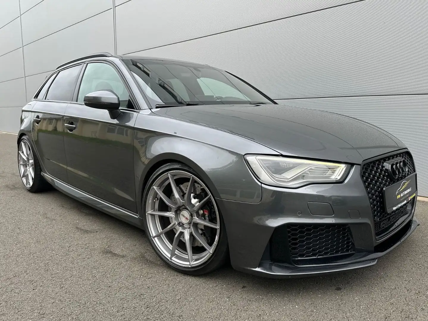 Audi RS3 Sportback 2.5 TFSI Quattro S-Tronic RS-Sitze Grau - 1