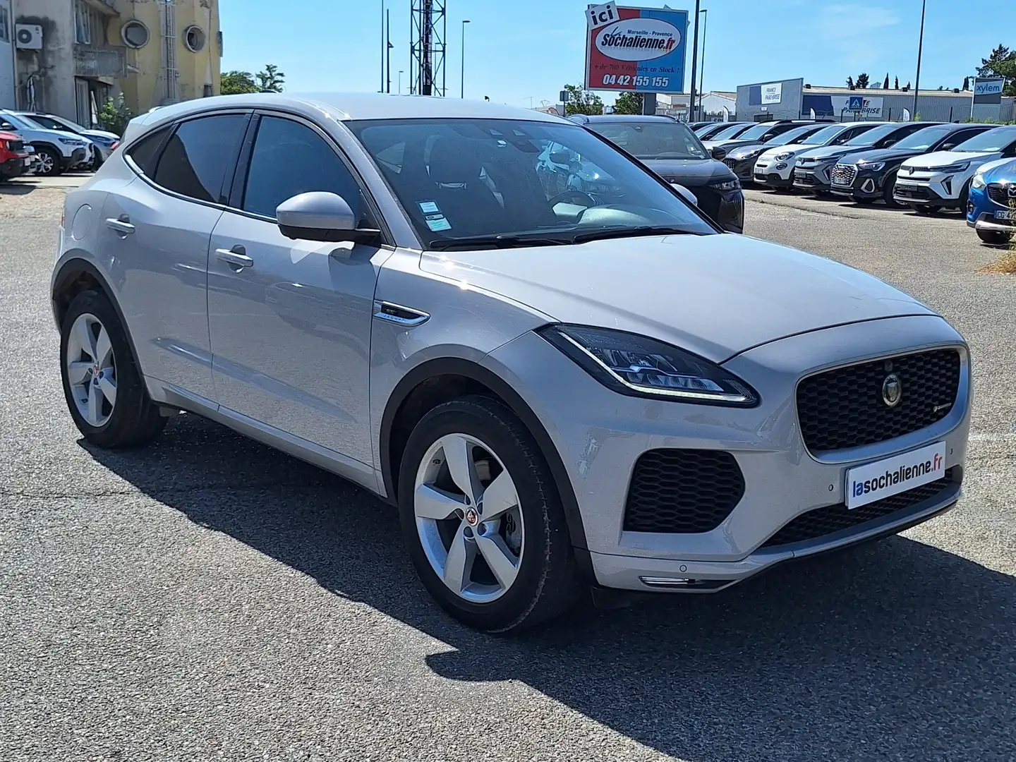 Jaguar E-Pace 2.0 D - 180 ch AWD BVA R-Dynamic Gris - 2
