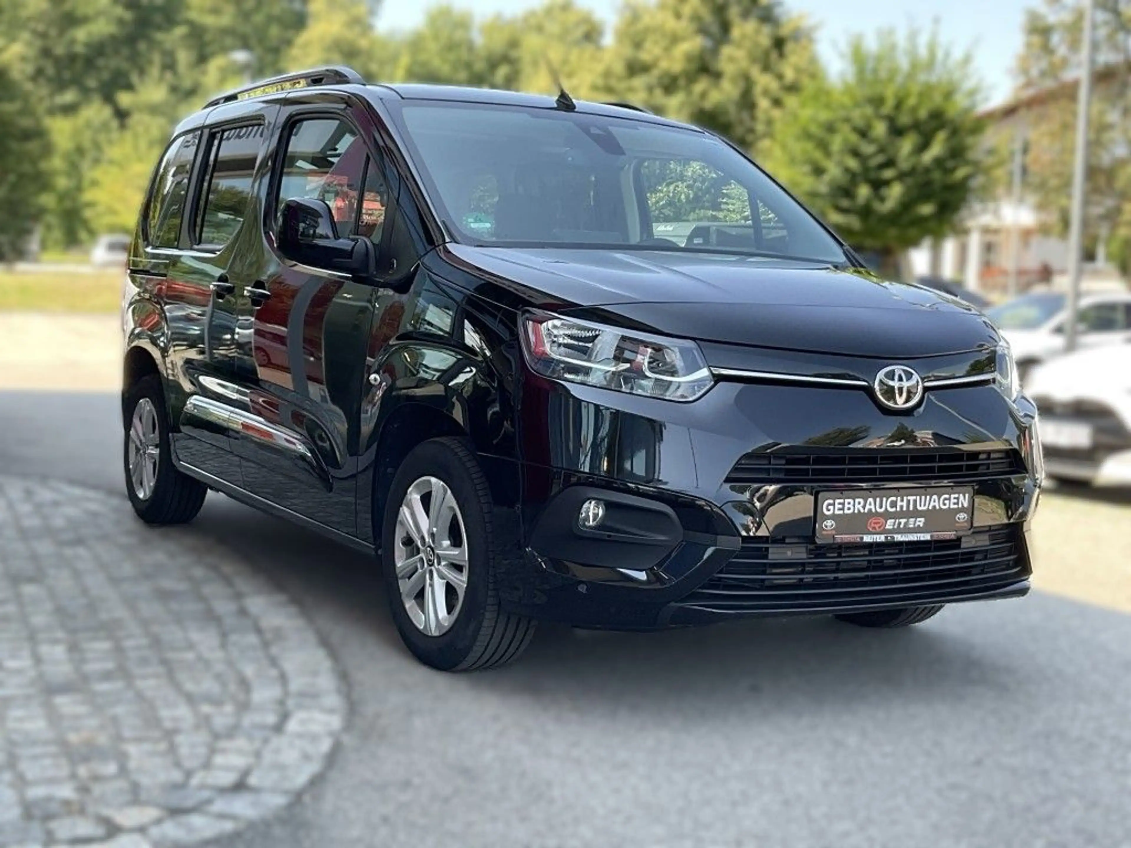 Toyota Proace City Verso 1.2 Turbo L1 Team Deutschland — photo 6