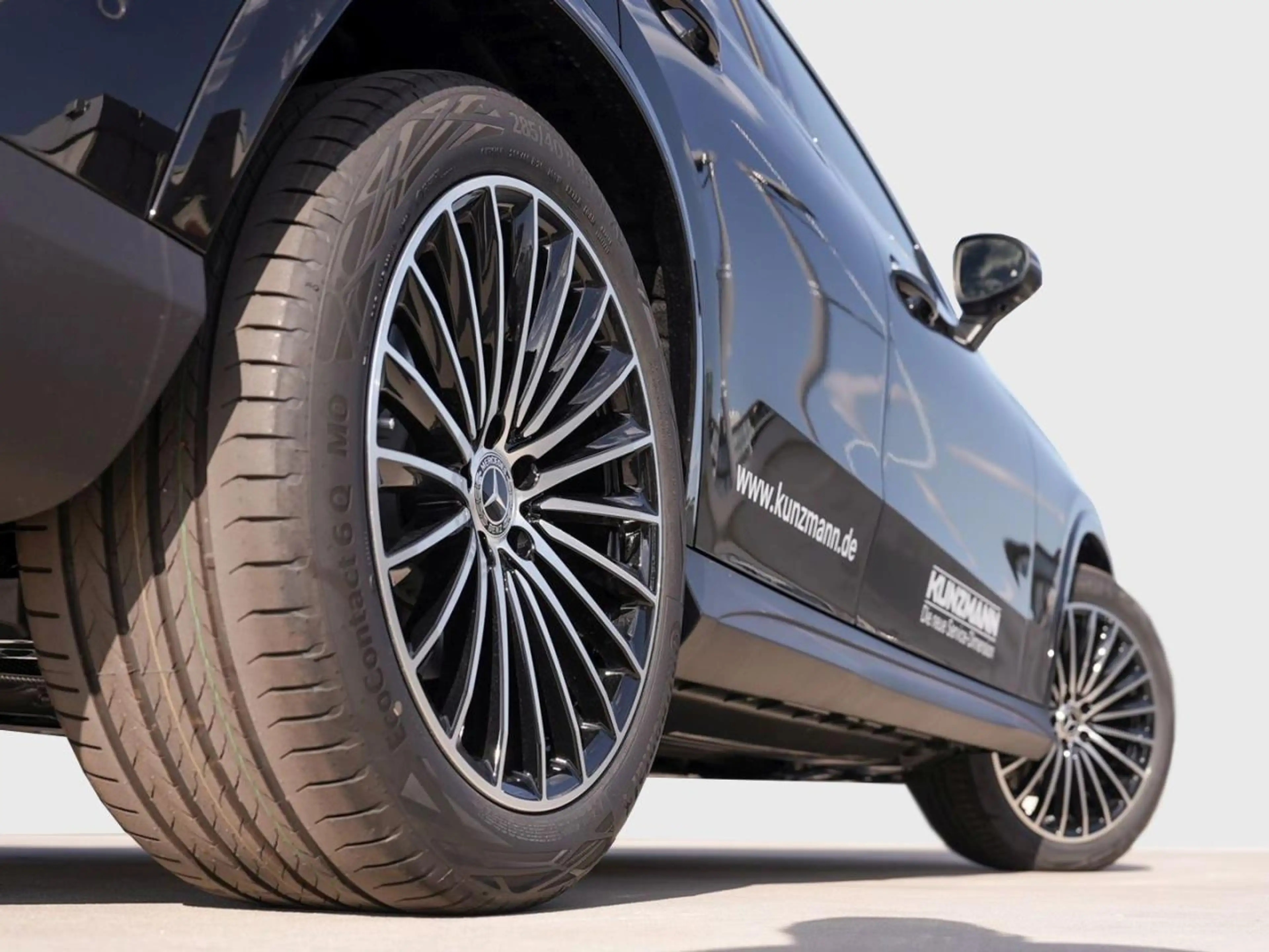 Mercedes-Benz GLC 200 d 4MATIC Coupé AMG Distronic 360 Panorama — photo 5
