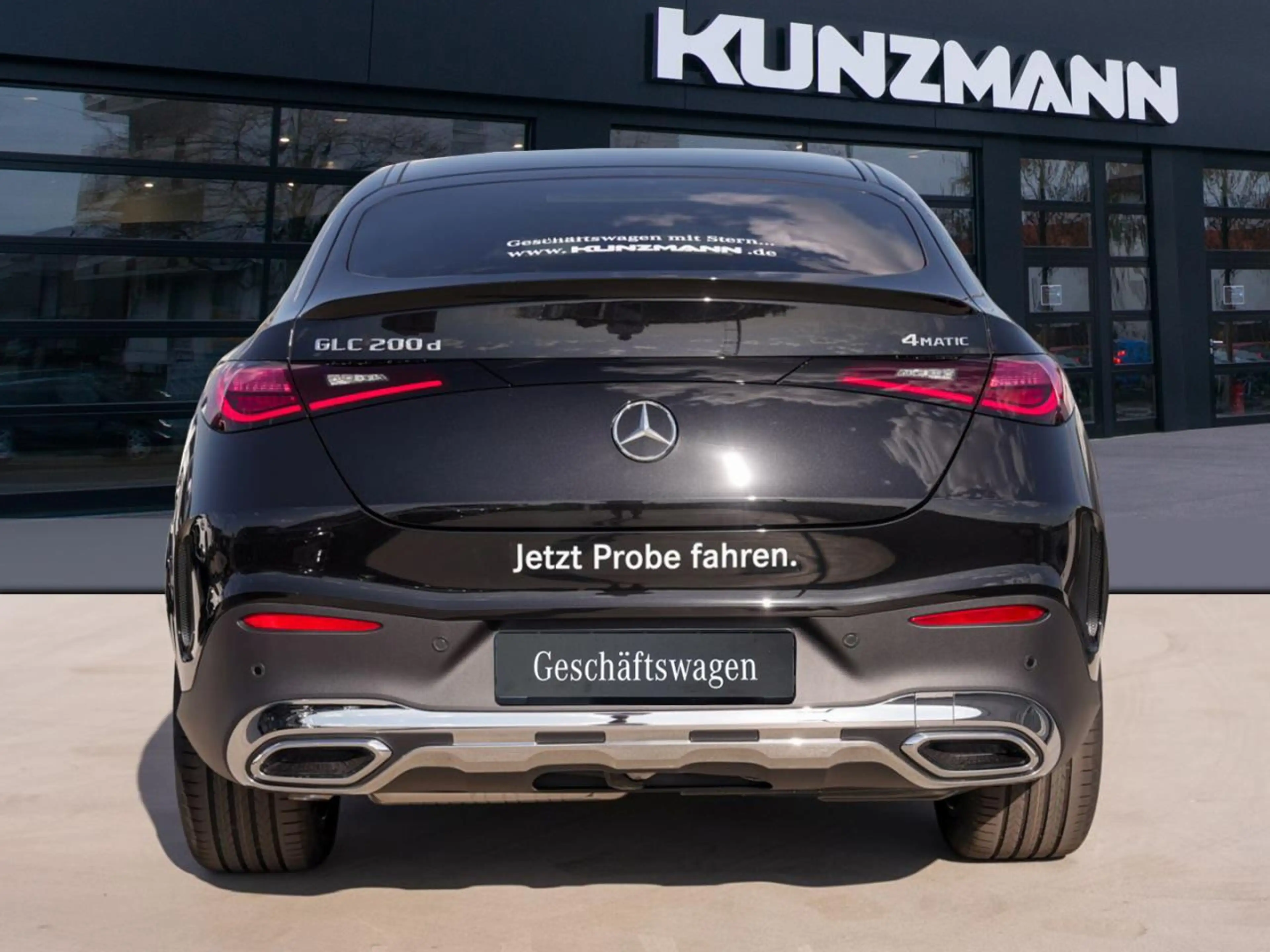 Mercedes-Benz GLC 200 d 4MATIC Coupé AMG Distronic 360 Panorama — photo 4