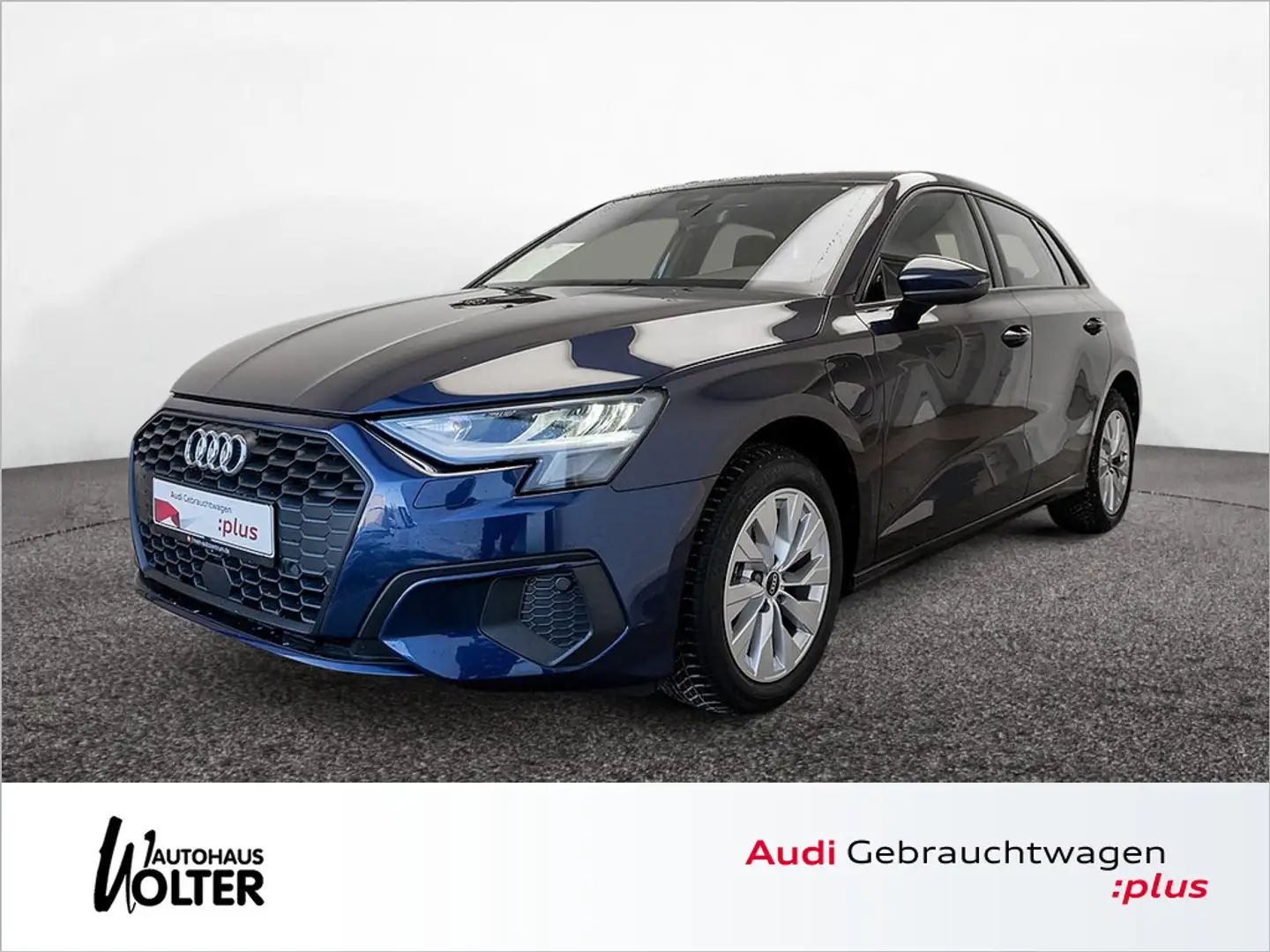 Audi A3 Sportback 40 TFSIe Kam SHZ MFL Sportsitze Blau - 1