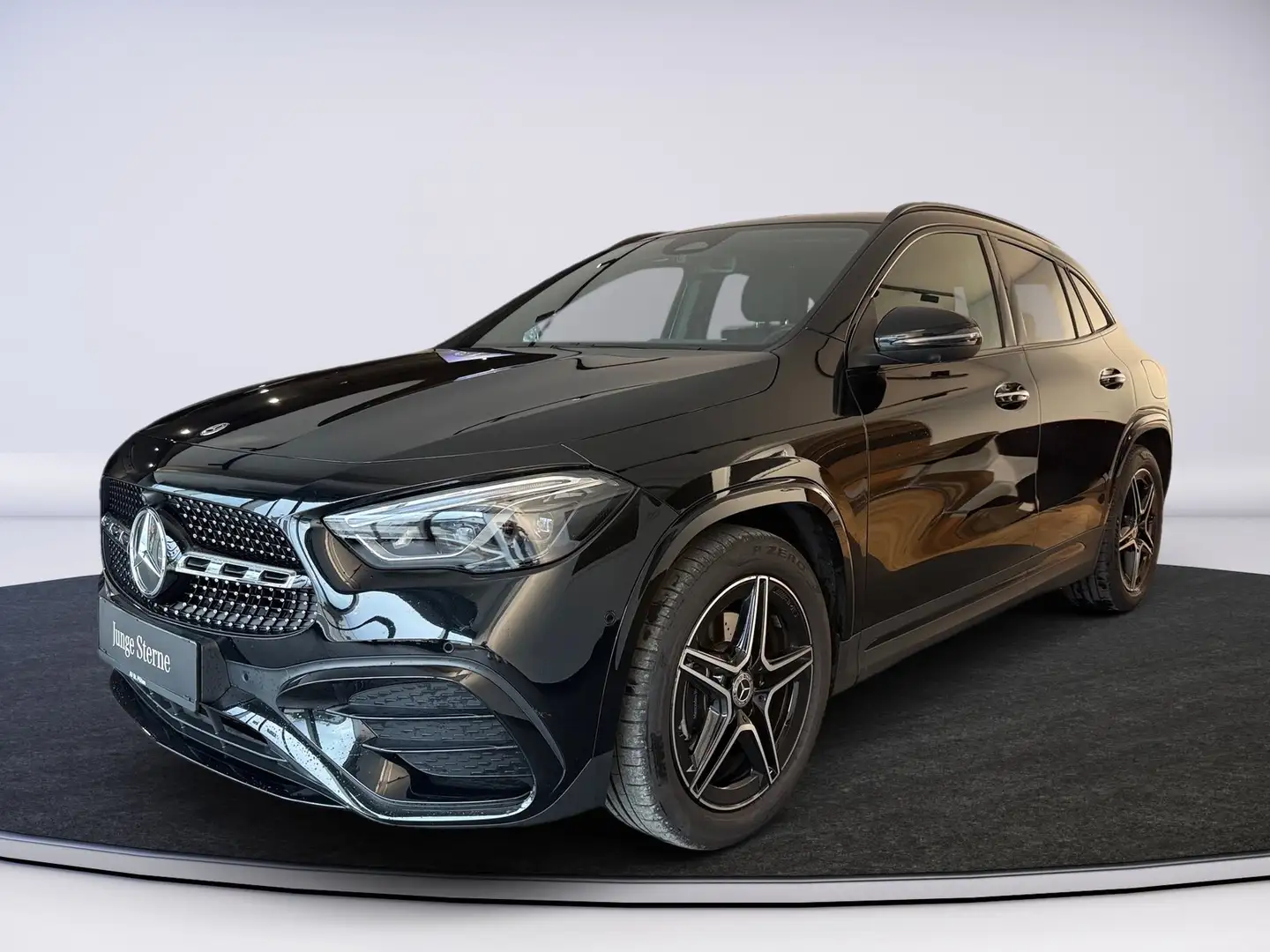 Mercedes-Benz GLA 200 d 4MATIC Keyless HUD AHK AMG Noir - 2