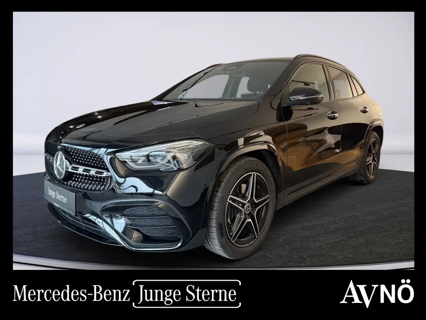 Mercedes-Benz GLA 200 d 4MATIC Keyless HUD AHK AMG Schwarz - 1