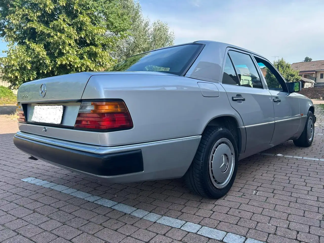 Mercedes-Benz E 200 TUTTA ORIGINALE STUPENDA ISCRITTA ASI TARGHE ORIGINALI, foto 3