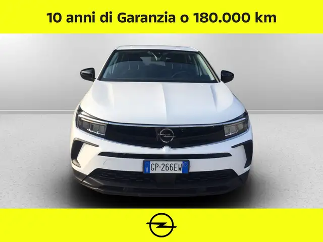 Opel Grandland view 2