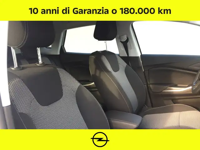 Opel Grandland view 15
