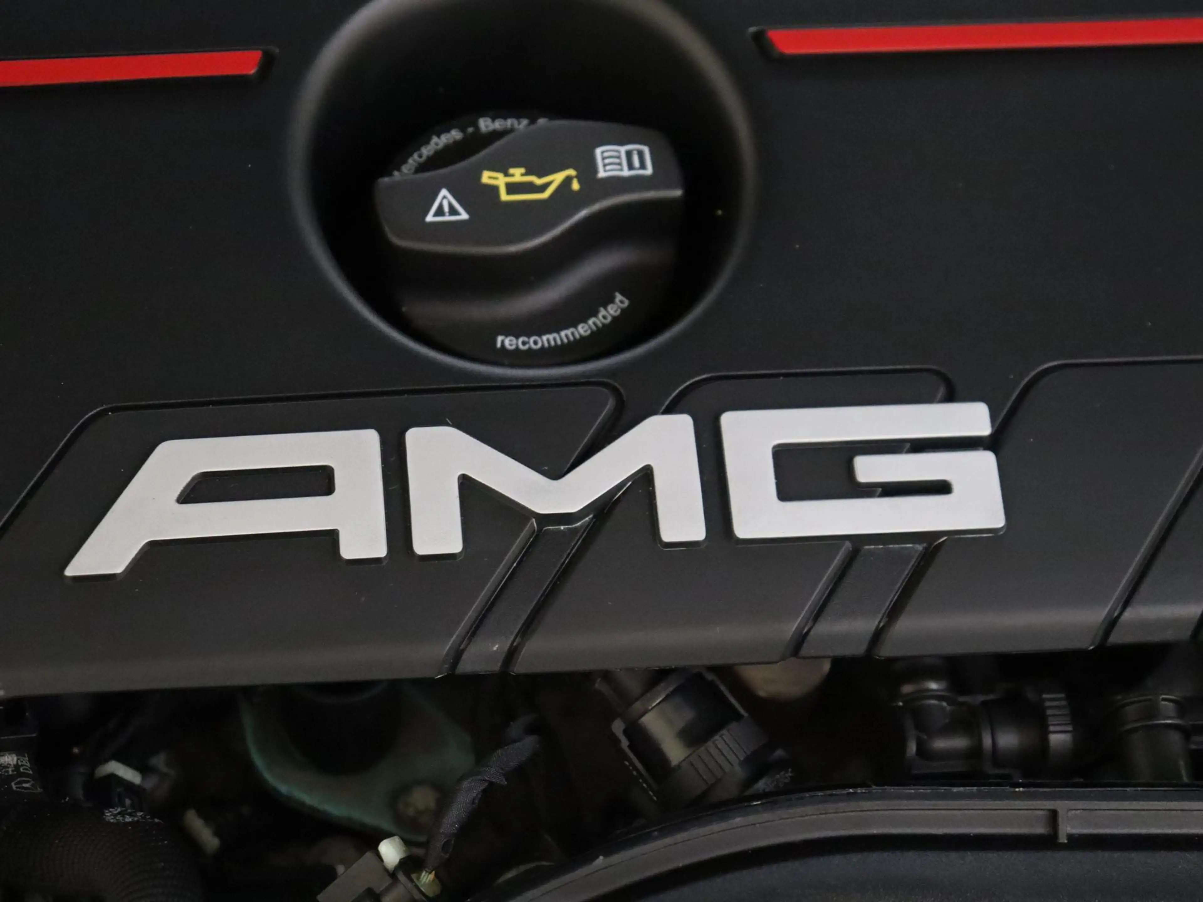 Mercedes-Benz A 35 AMG 4MATIC / Panoramadak/ Night/ 19 inch/ Sfeerverlich — photo 10