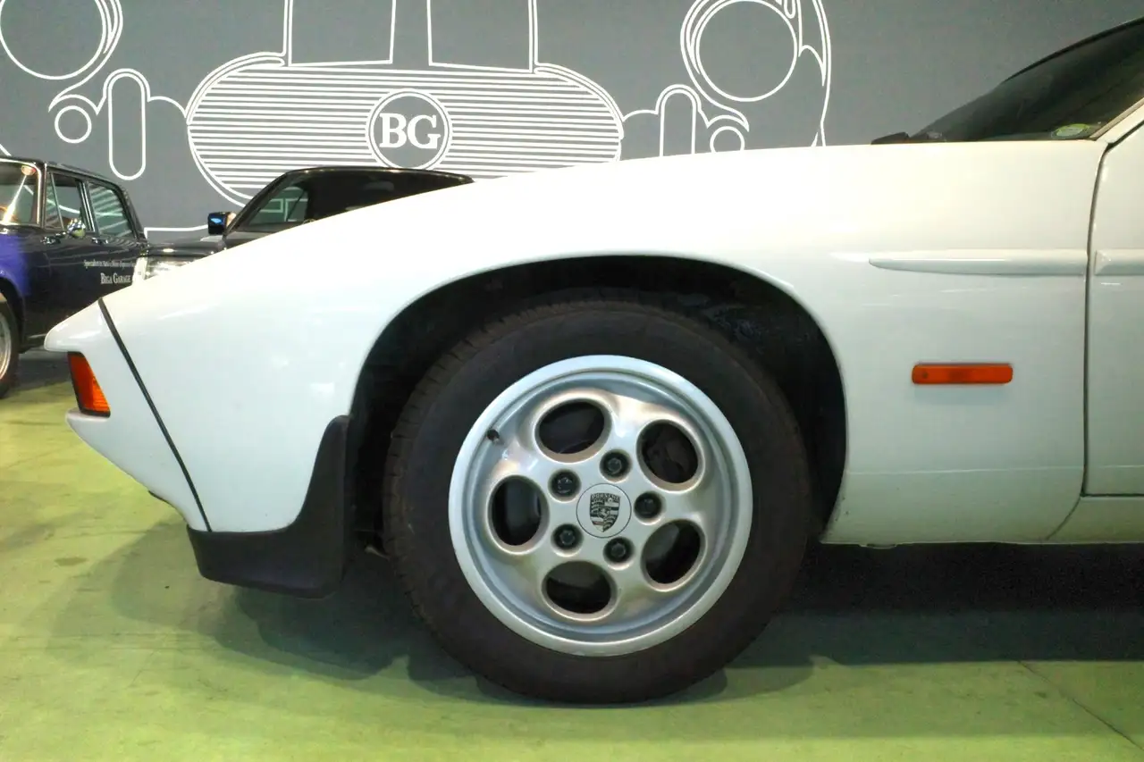 Porsche 928 S 1984, foto 12