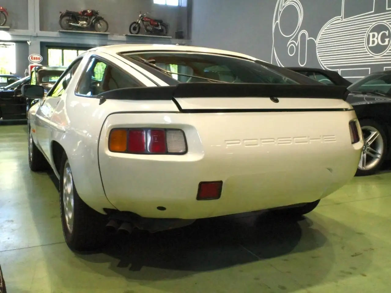 Porsche 928 S 1984, foto 11