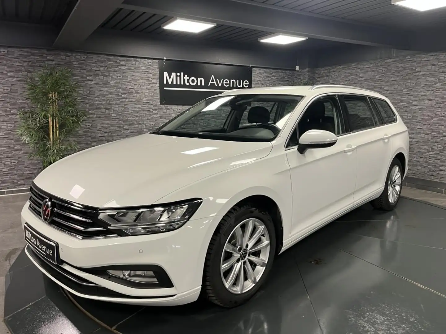 Volkswagen Passat Passat SW 2.0 16V TDI Evo - 150 - BV DSG 7  BREAK  Blanc - 1