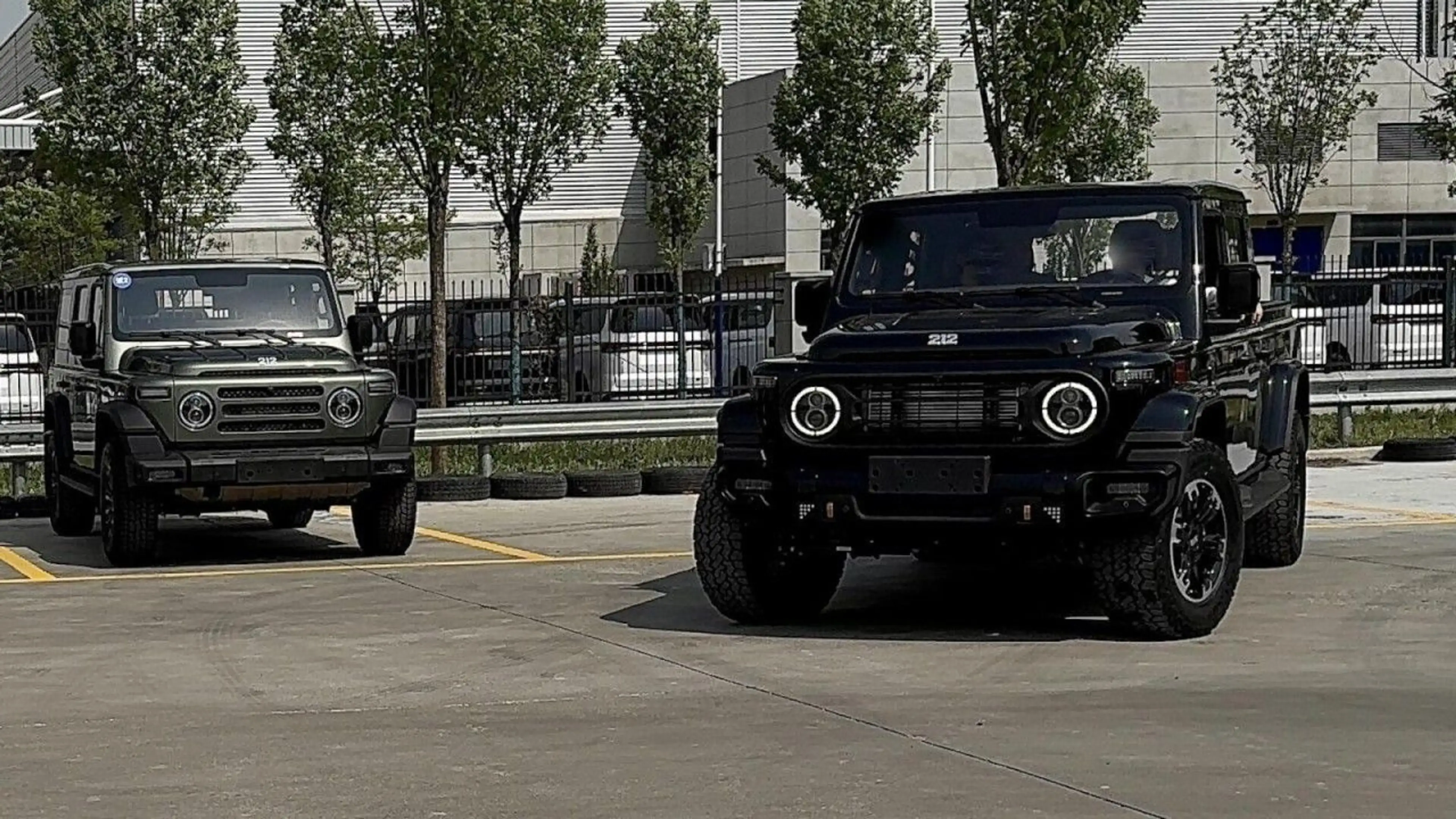 BAW 212 Pickup 2.3 Diesel 4x4 mit Sperren LED-Licht Klima — photo 2