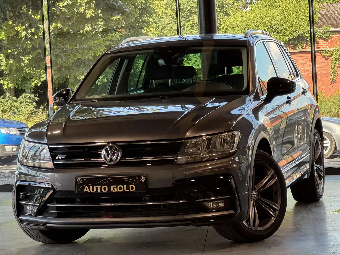 Volkswagen Tiguan 1.5 TSI/R LINE/IQ.DRIVE/FULLOPTIONS/1PROP CARNET Gris - 1