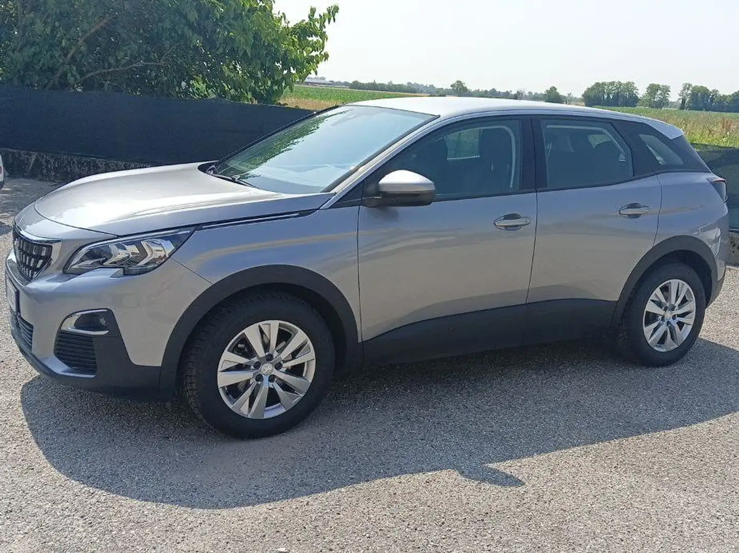 Peugeot 3008 1.5 130 EAT8 Automatico Business Grigio - 2