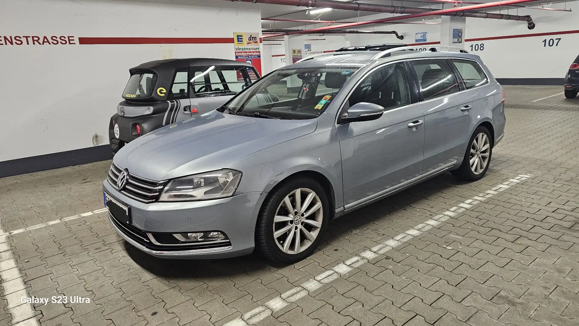 Volkswagen Passat Variant 2.0 TDI 4Motion DSG BlueMotion Tech Comfortline - 1