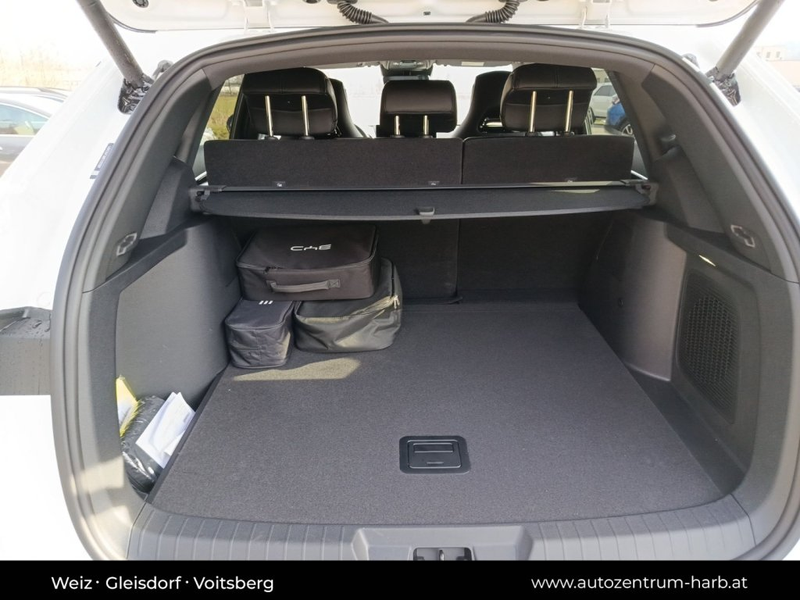 BYD Seal U DM-i Design AWD — photo 13