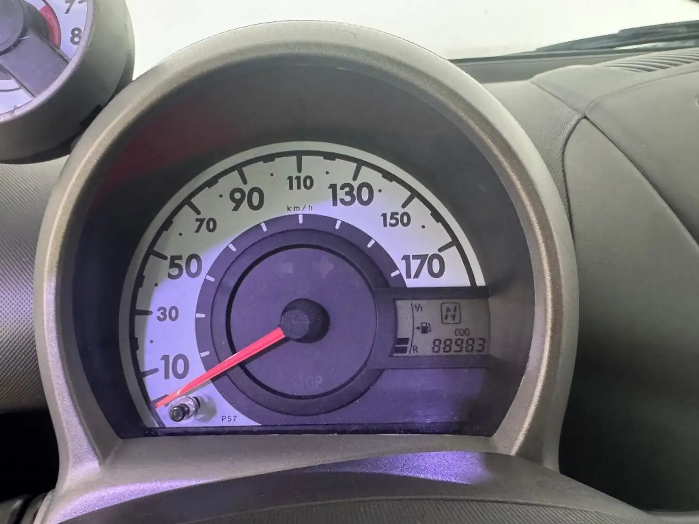 Peugeot 107 1.0 68CV 5p. Sweet Years 2Tronic Noir - 2