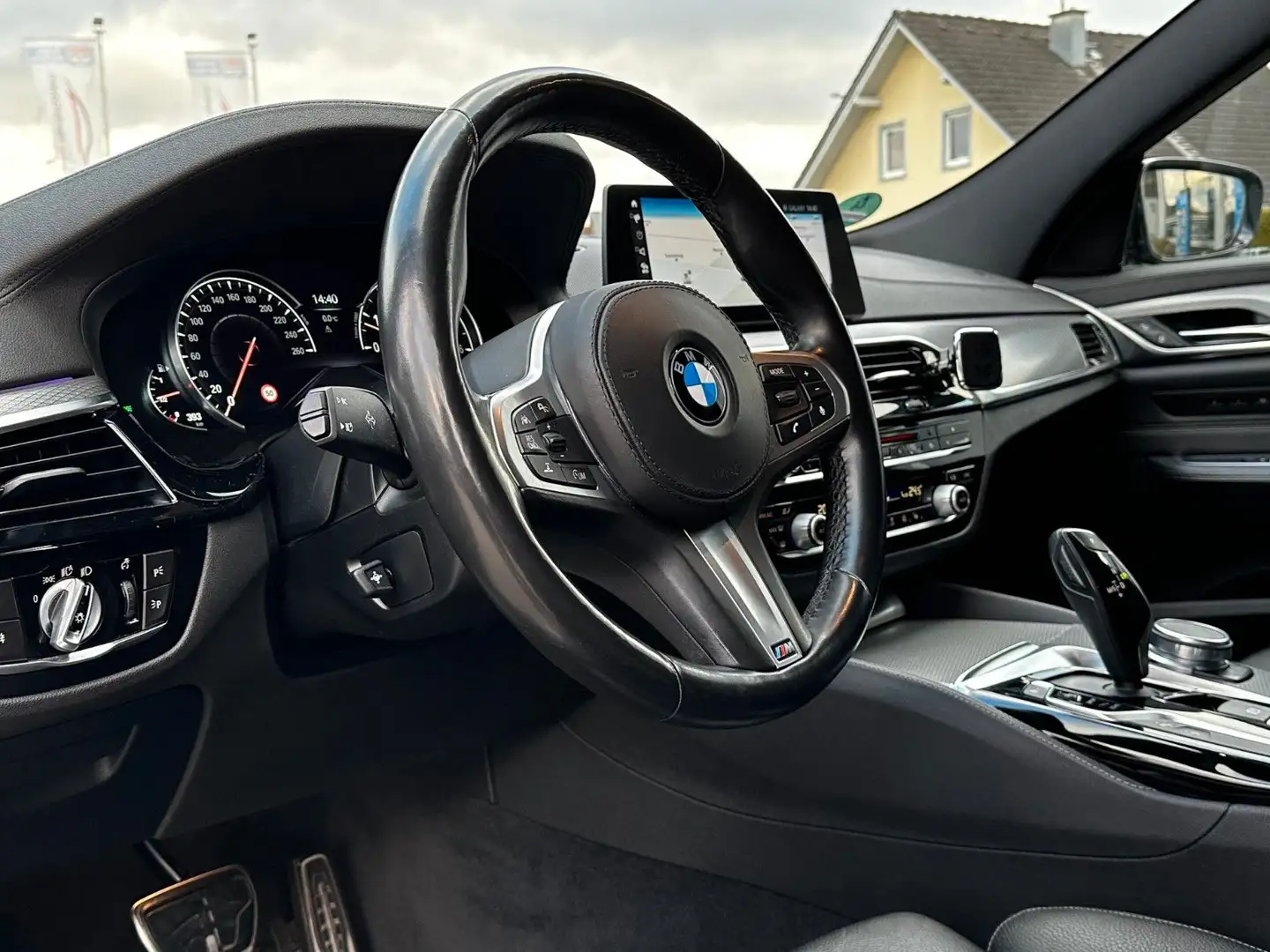 BMW 630 630i GT M-SPORT LED/DRIVING ASS+/ACC/MEMORY/AMBI Schwarz - 2