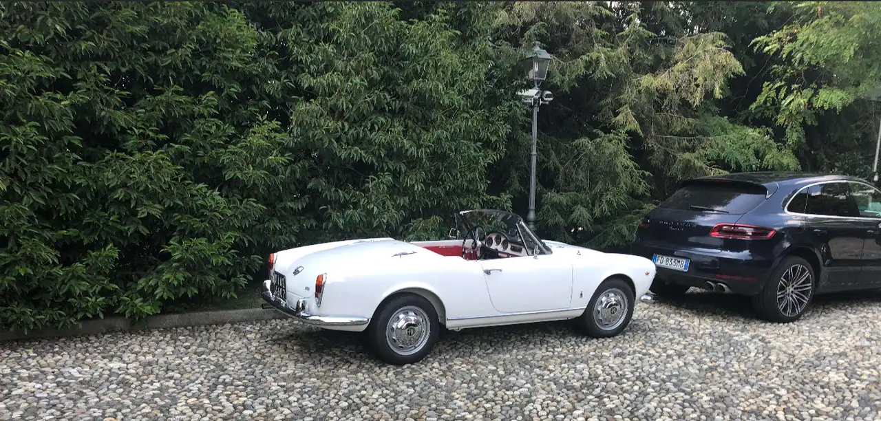 Alfa Romeo Giulia Spider 1600, foto 3