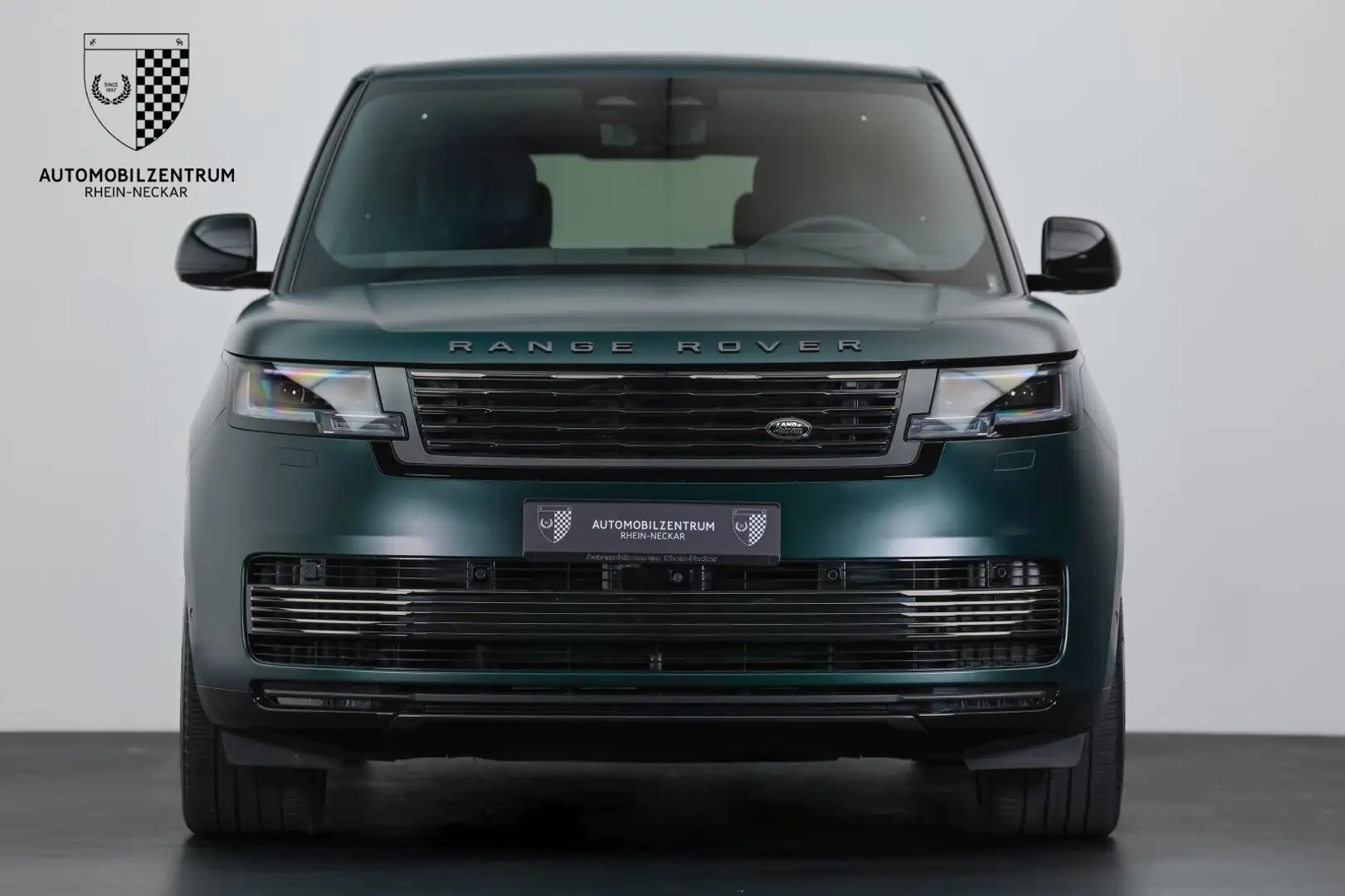 Land Rover Range Rover Range Rover P615 SV Sonderlack/FondEntertainment Grün - 2