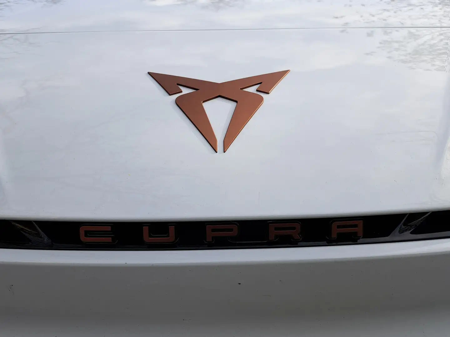 CUPRA Born 58/150 kW Alpha 204 PS Weiß - 2