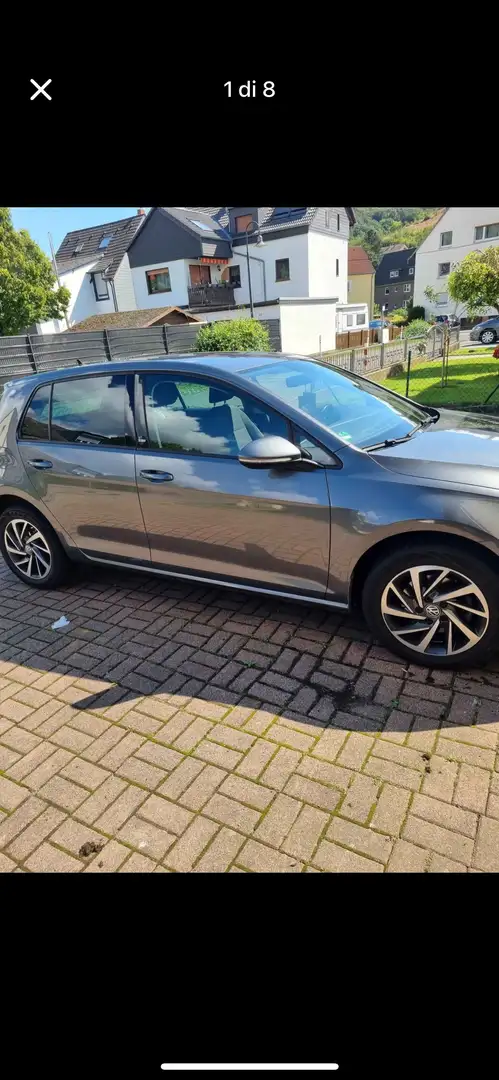 Volkswagen Golf Sound Edition Grau - 1