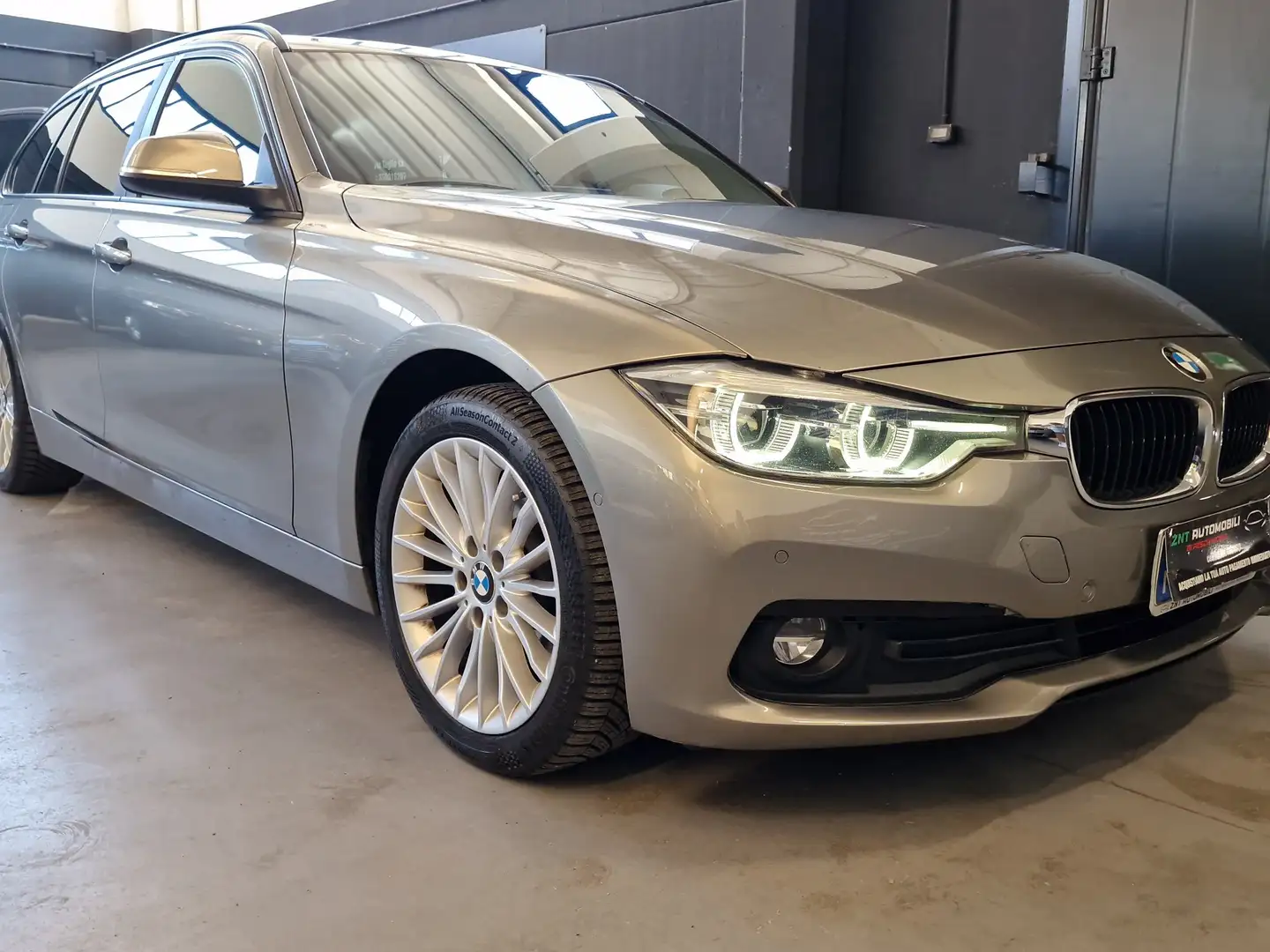 BMW 320 320d Touring Sport auto Bronce - 1