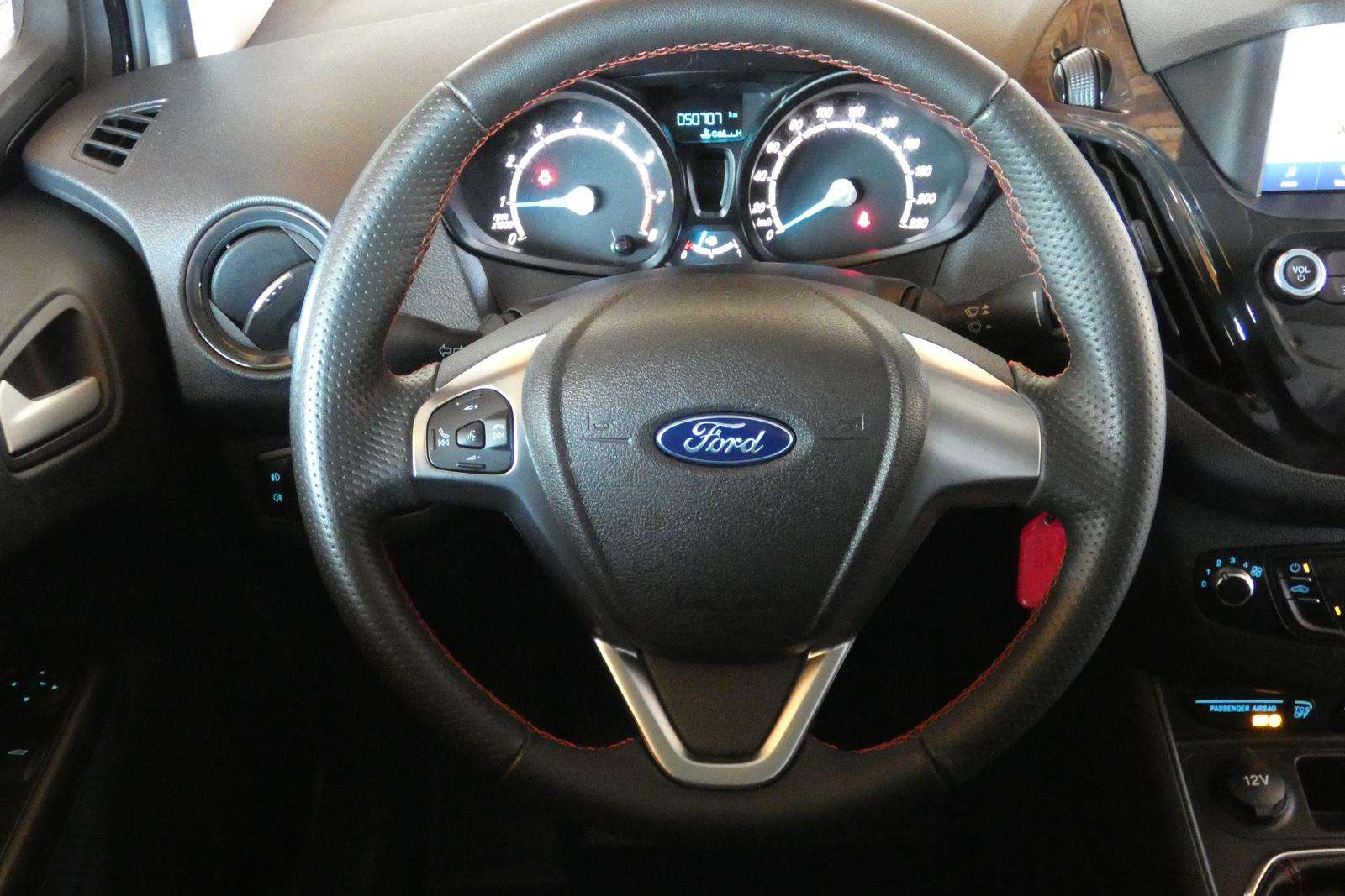 Ford Transit Courier