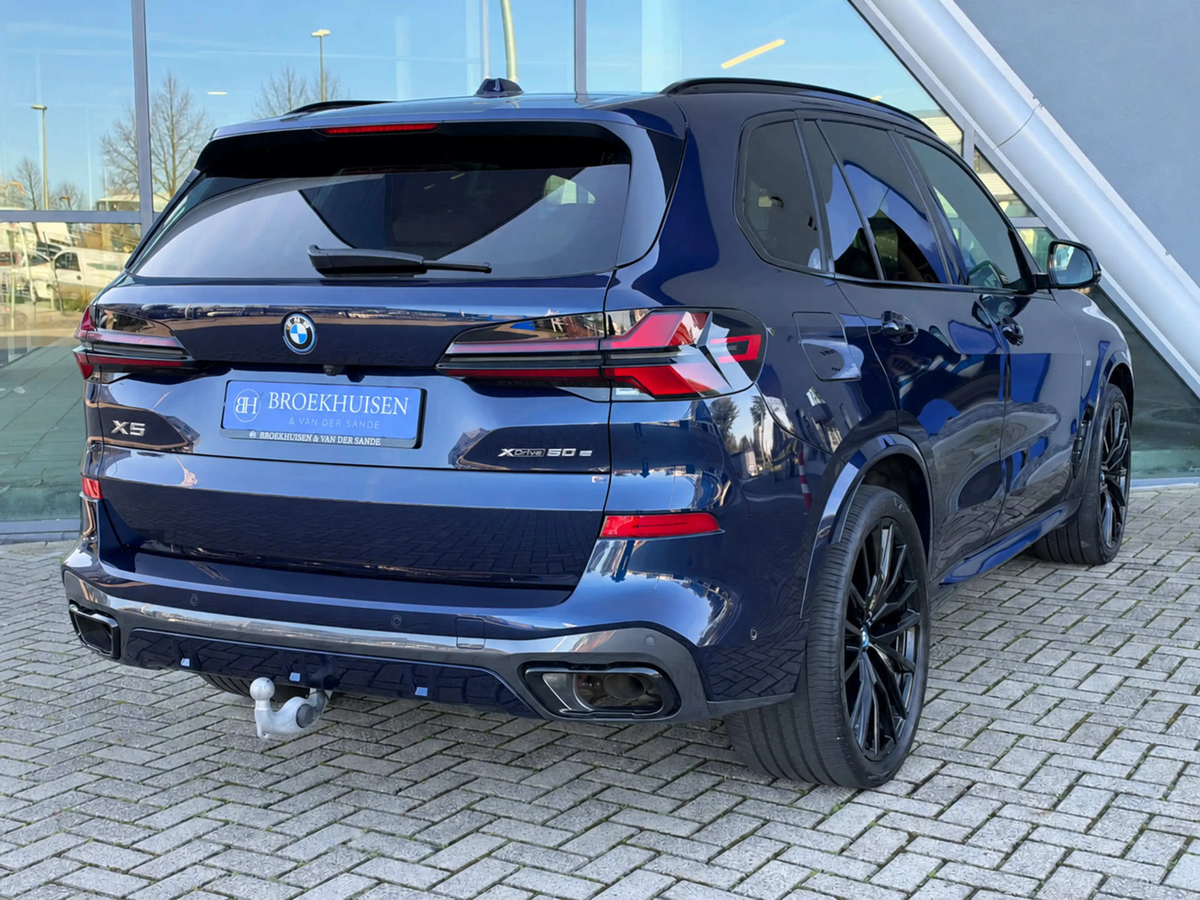 BMW X5 XDrive50e M-Sport Driving Assistant PRO 490pk Icon — photo 2