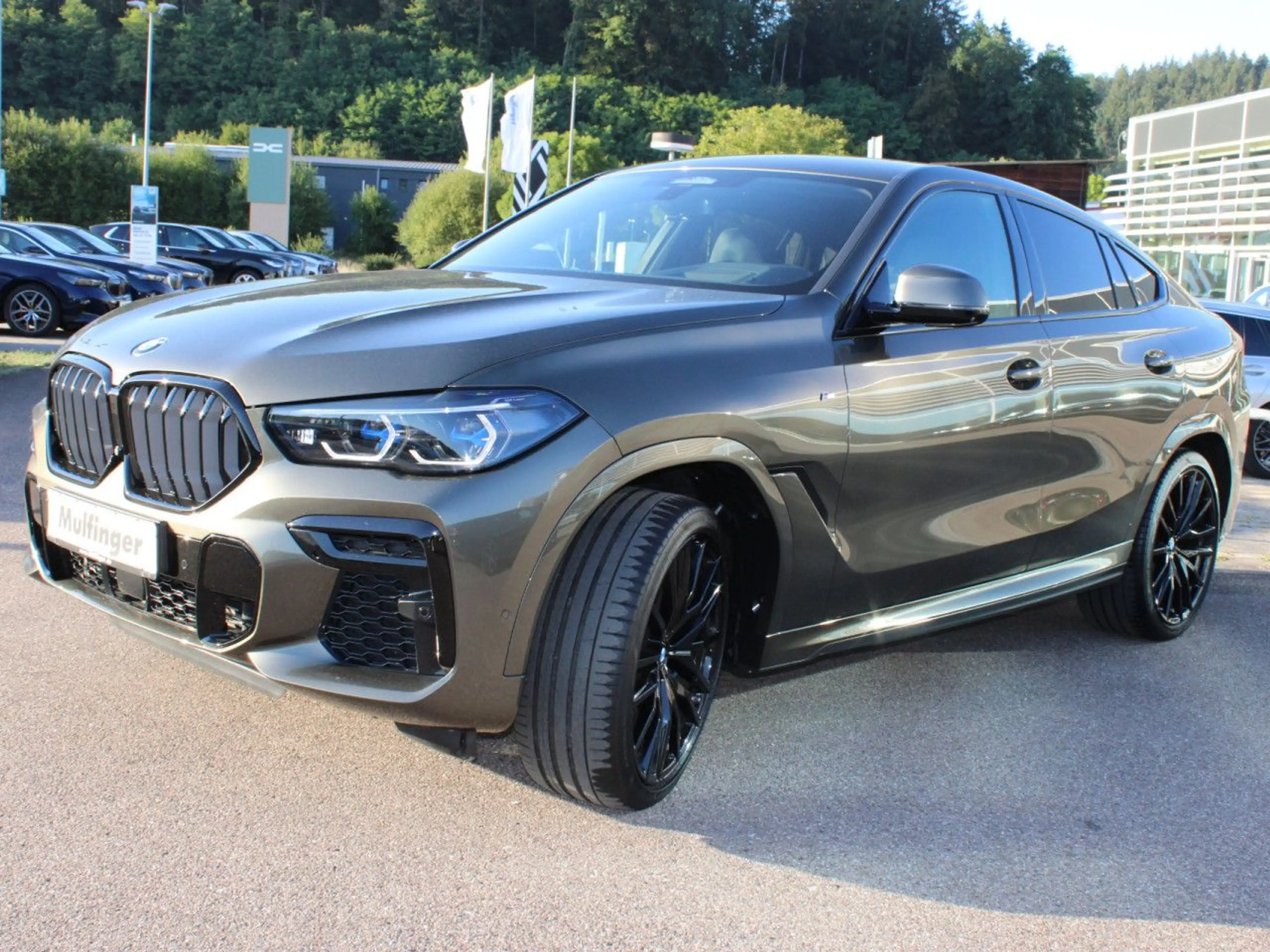 BMW X6 M 50i Sky IntAktivL.Sitzbel+Mass.Soft ACC AHK — photo 3