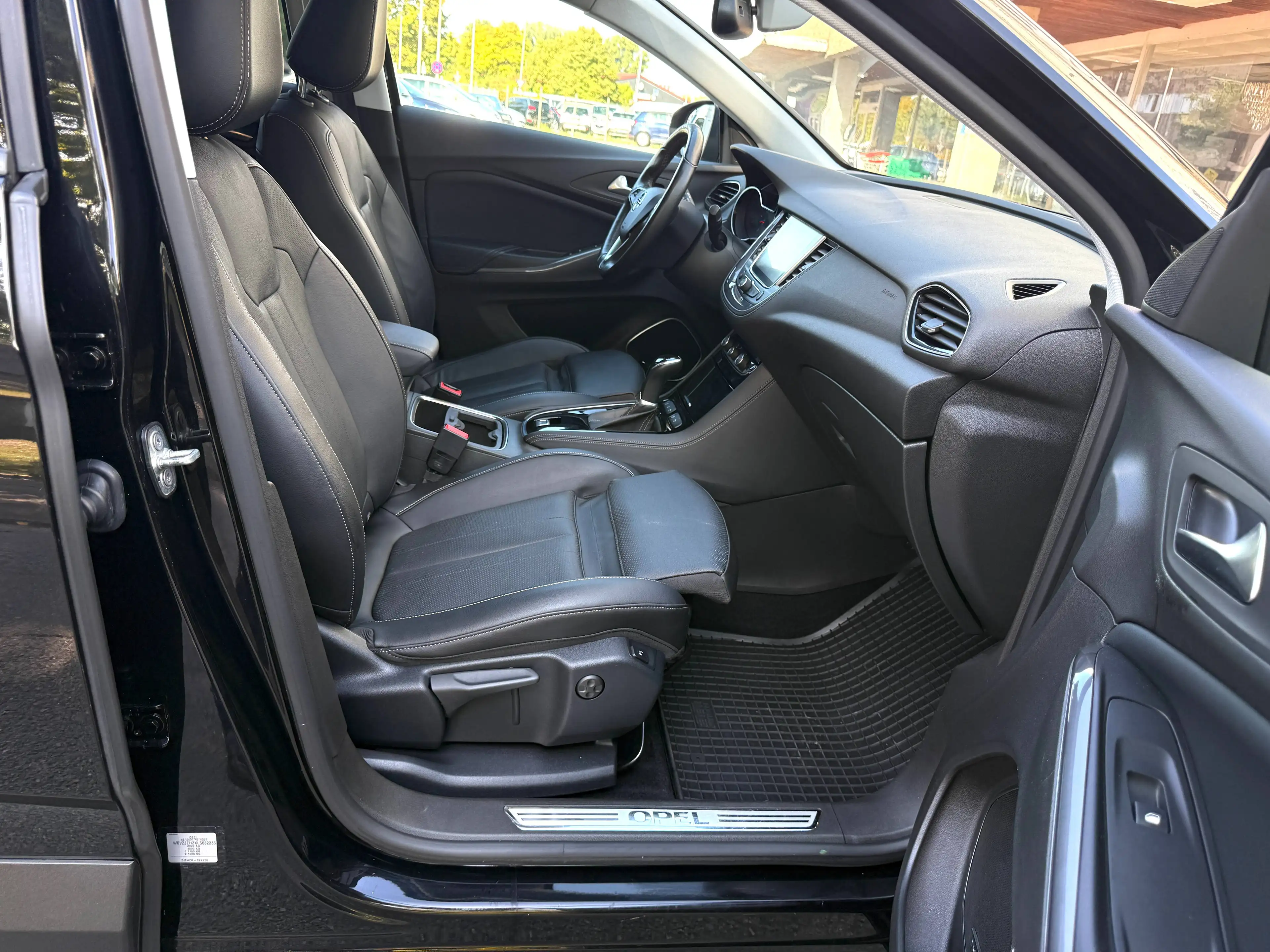 Opel Grandland X 2.0 CDTi ULTIMATE Automatik (AHK*360-KAMERA*LEDER*NAVI) — photo 15