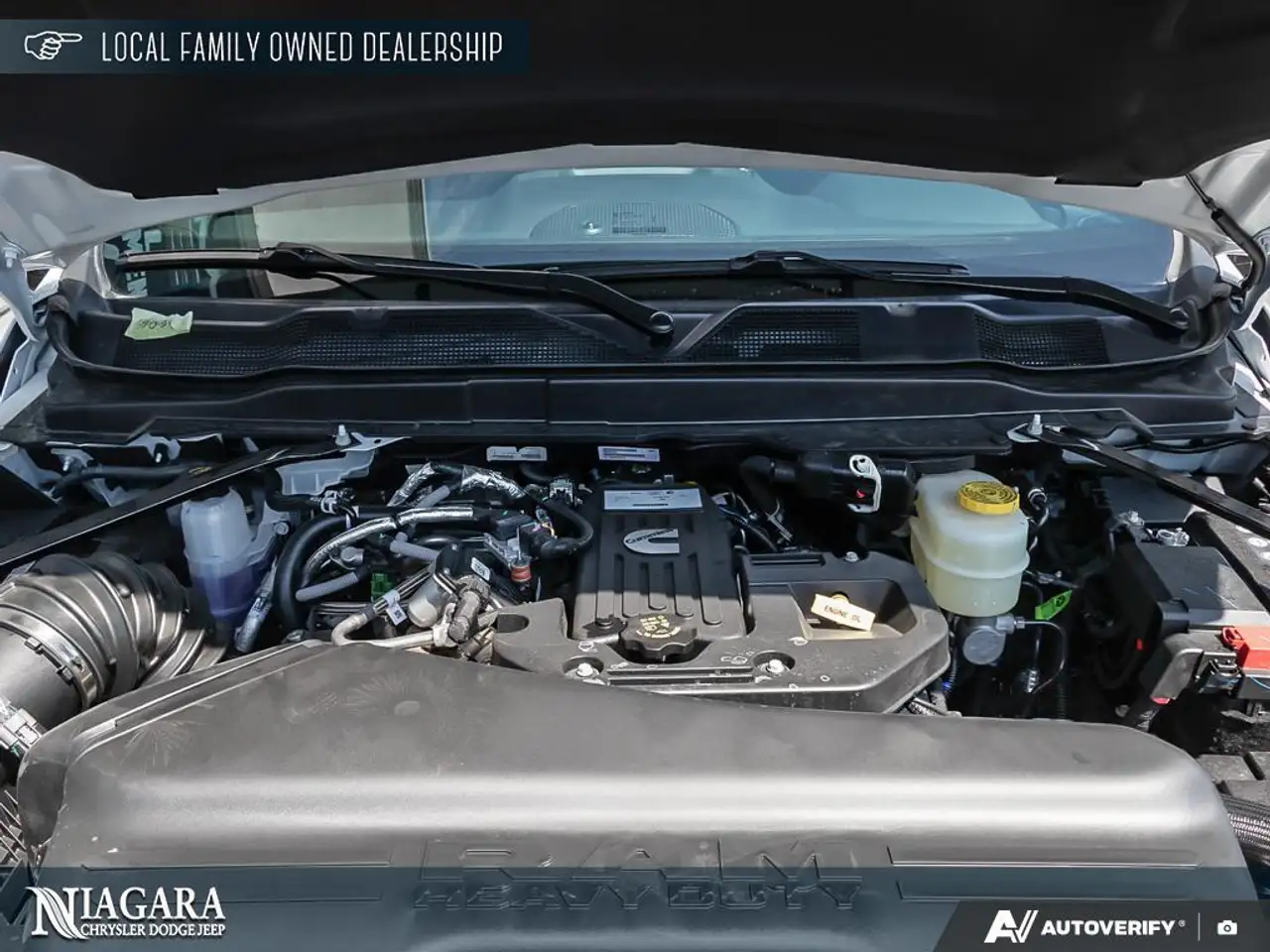 RAM 2500 снимка RAM 2500